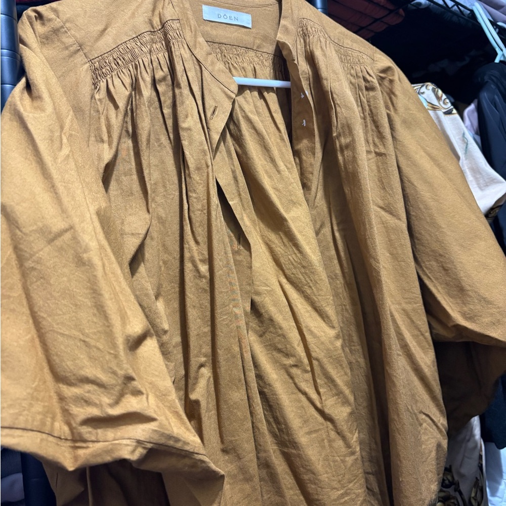 Doen Tan Gathered Blouse